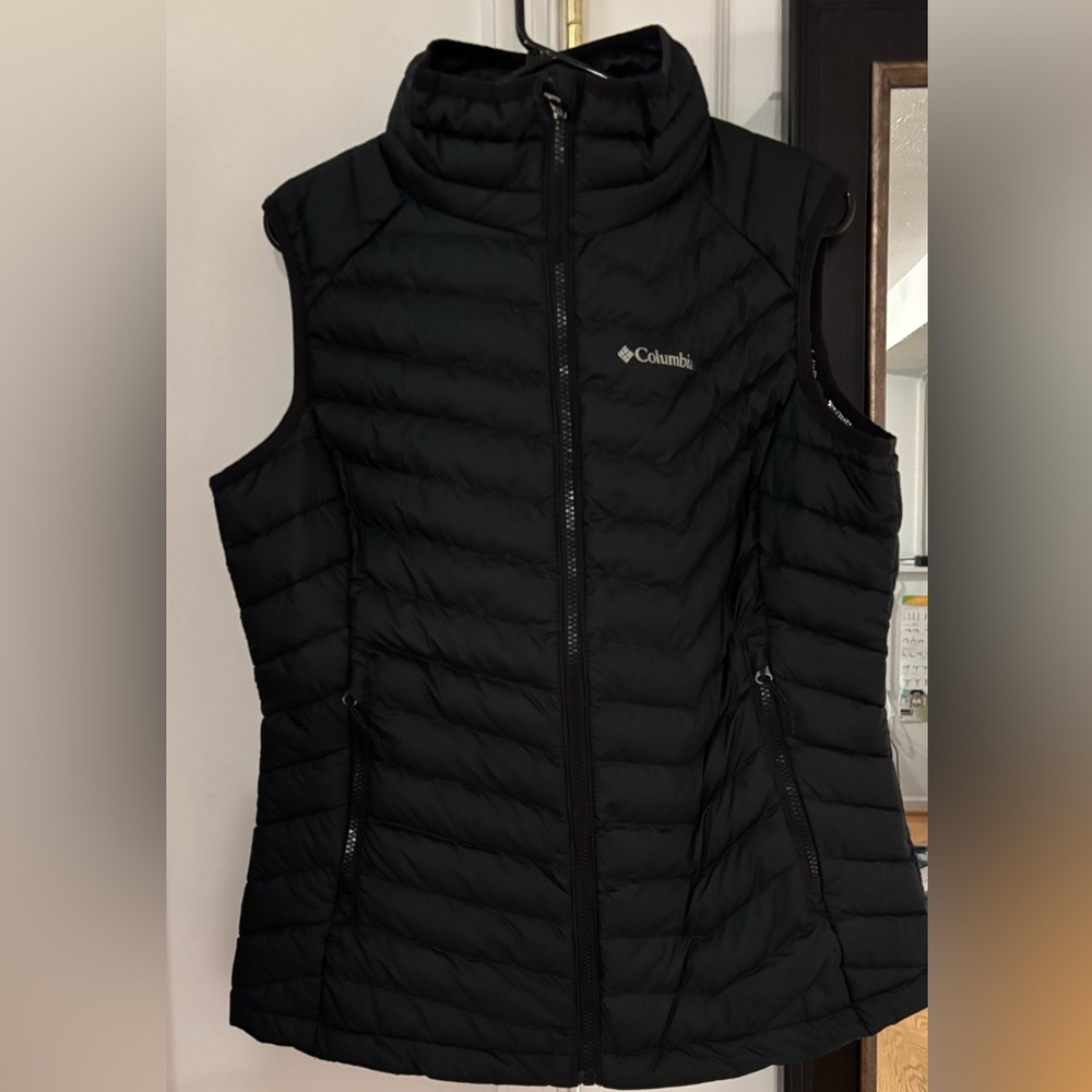 Columbia Black Puffer Vest